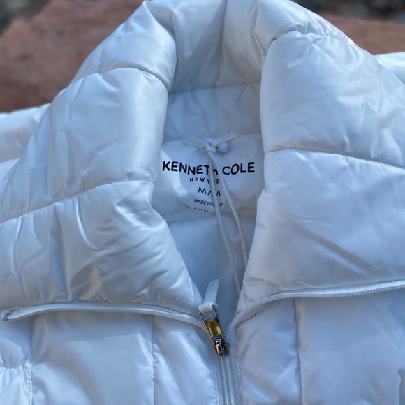 KENNETH COLE Puffer Vest....Varies Sizes - Picture 3 of 6